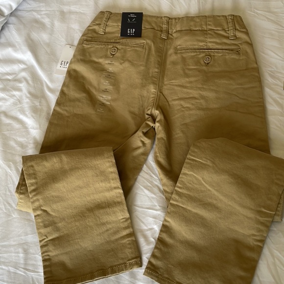 Gap - Picture 6 of 8